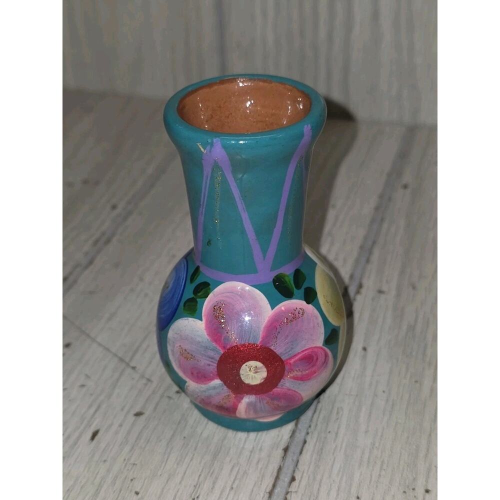 Talavera Hand Crafted Mexican Folk Art Terracotta Small Vase Floral Cancun